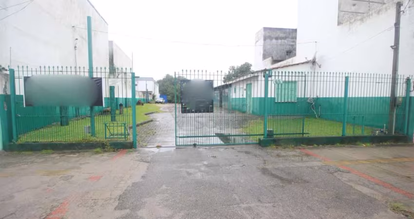 Prédio Comercial com 884m² na Av. Duque de Caxias - Espaço Amplo e Versátil para o Seu Negócio