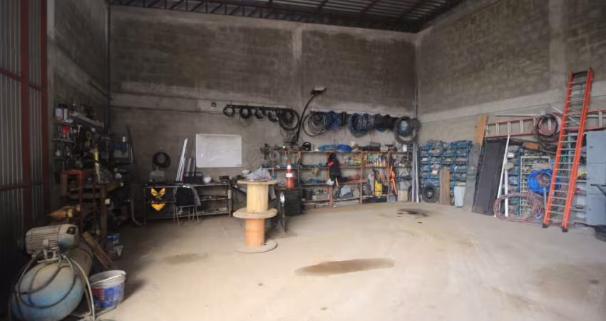 Amplo Pavilhão Comercial para Locação na Av. Ildefonso Simões Lopes - Três Vendas, Pelotas/RS