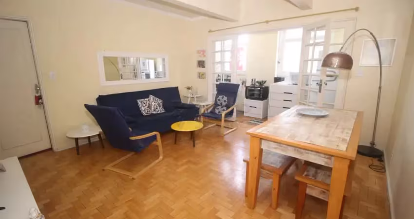 Apartamento mobiliado para venda e locação no centro de pelotas - conforto e localização privilegiada!