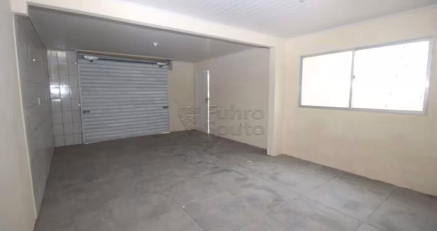 Casa Ampla e Reformada no Bairro Fragata