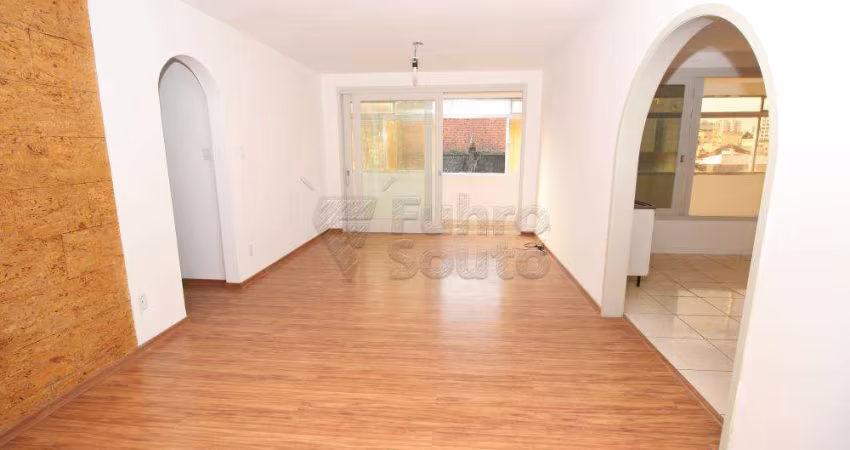 Apartamento Padrão em Pelotas