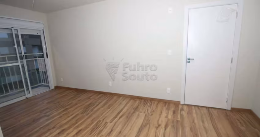 Apartamento 2 Dormitórios com Sacada e Churrasqueira no Aveiro Residencial Club - Av. Duque de Caxias!
