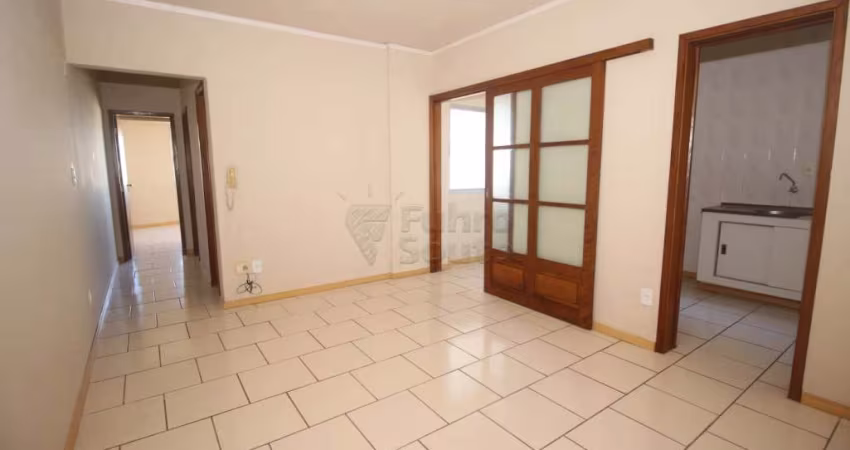 Apartamento 2 Dormitórios no Edifício Montreal - Centro de Pelotas