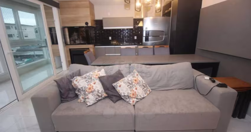 Apartamento Mobiliado com Suíte no Centro de Pelotas - Pronto para Morar!