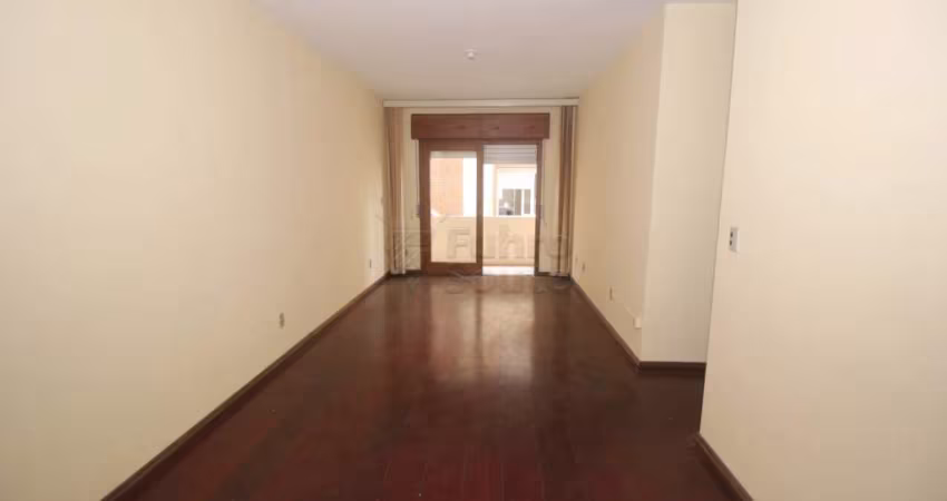 Amplo apartamento com 3 dormitórios e suíte no Centro de Pelotas - Edifício Vivendas de Santo Antônio