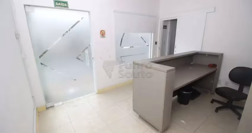 Casa comercial para alugar na Rua General Neto, 11893342, Centro, Pelotas