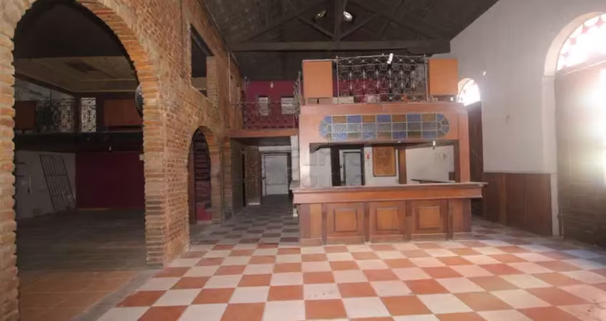 Prédio comercial amplo no centro de pelotas - localização estratégica para o seu negócio