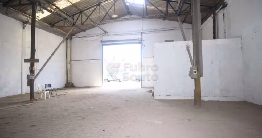 Amplo pavilhão de 500m² para locação no fragata - localização estratégica e espaço versátil!