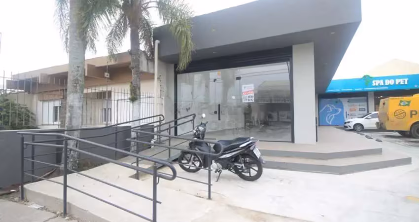 Loja comercial com vitrine ampla na av. domingos de almeida - alto fluxo e localização estratégica