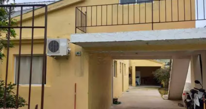 Lindo sobrado mobiliado com 3 dormitórios no bairro laranjal em pelotas