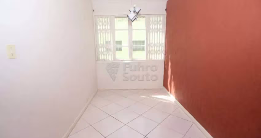 Apartamento amplo no edifício são matheus - localização central em frente ao hospital miguel piltcher