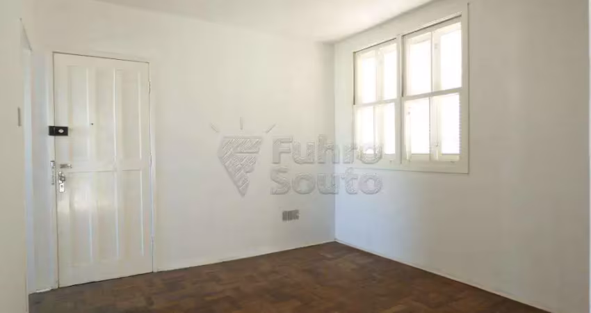 Apartamento com 3 quartos para alugar na Rua Barão de Santa Tecla, A, 118331442, Centro, Pelotas