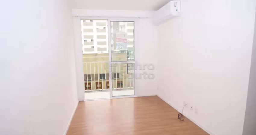 Apartamento com sacada e dois dormitórios no acqua parque - 2º andar