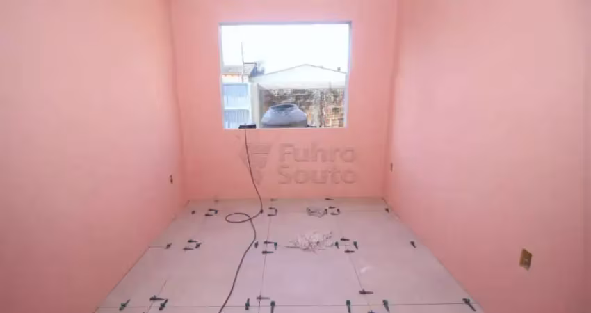 Casa com 2 quartos para alugar na Rua Sadi Escouto Leal, 16863542, Três Vendas, Pelotas