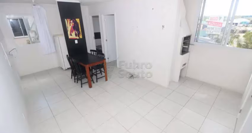 Apartamento com 2 dormitórios no solar pinheiros ii