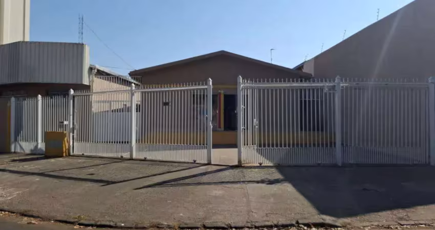 Rua P-16 LT.15, N.333   - CASA 1 - SETOR DOS FUNCIONÁRIOS