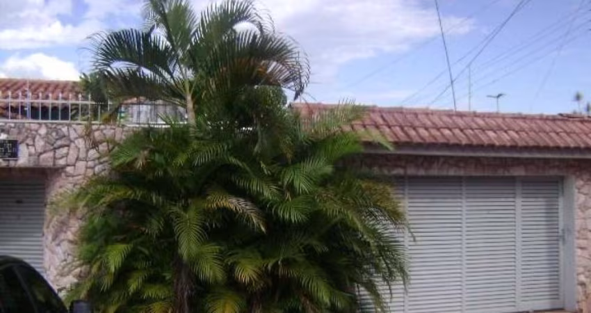 CASA 04 SUÍTES SETOR SUL, GOIÂNIA-GO
