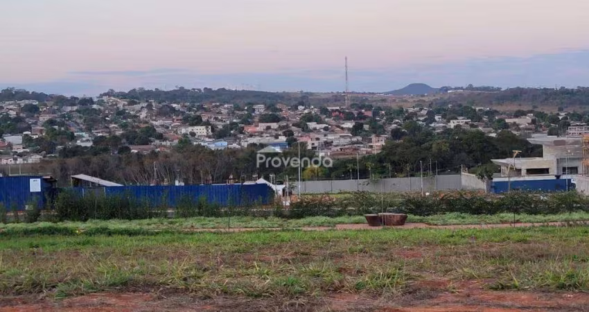 LOTE 704m² - RESIDENCIAL PLATEAU D`OR - PARQUE CIDADE