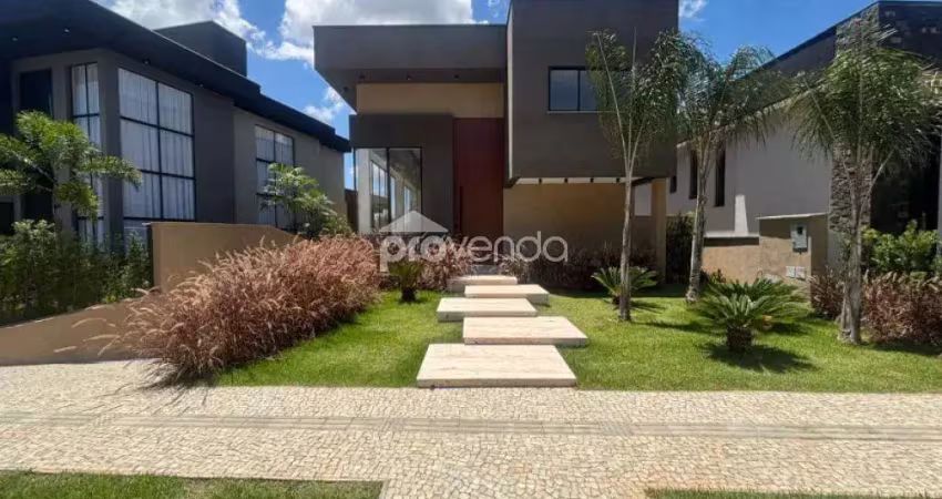 Casa triplex de alto padrão - 05 suítes plenas - condomínio do lago