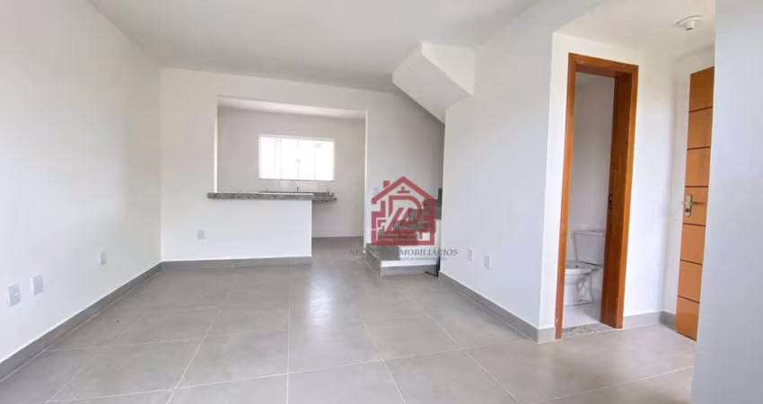 Casa com 2 dormitórios à venda, 70 m² por R$ 315.000,00 - Ajuda de Cima - Macaé/RJ