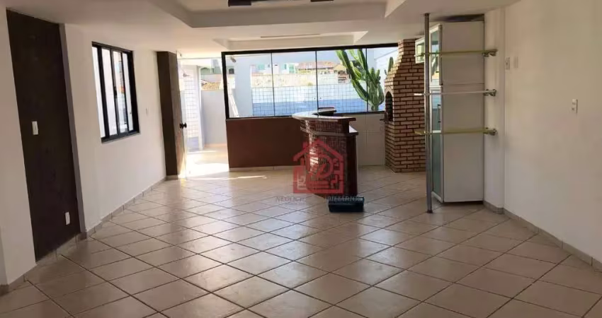 Cobertura com 3 dormitórios à venda, 260 m² por R$ 790.000,00 - Riviera Fluminense - Macaé/RJ