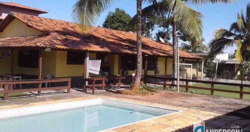 Excelente casa c/5qtos 4suítes, piscina, churrasqueira e campo futebol em itaipuaçu