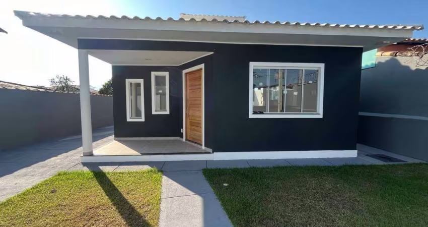 Excelente casa 3 Quartos (1 suíte) com churrasqueira terreno inteiro no Jd. Atlântico Oeste