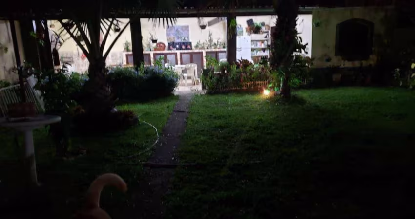 Excelente Casa c/ 3 quartos à venda, 232 m² por R$ 650.000