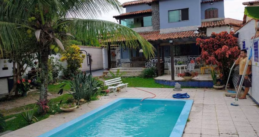 Excelente casa 3 Quartos com piscina e churrasqueira no Jd. Atlântico central