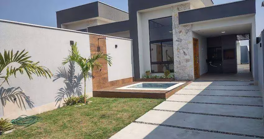 Maravilhosa casa 3 quartos (1 suíte) prox. a praia no jd. atlântico leste