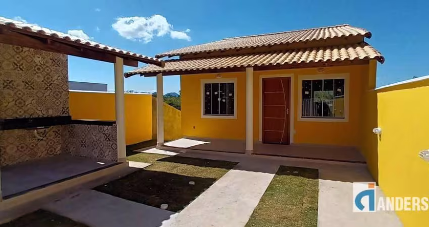 Casa com 2 dormitórios à venda, 83 m² por R$ 360.000,00 - Itapeba - Maricá/RJ