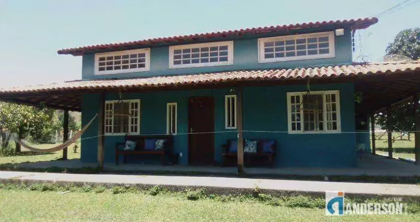 Casa em condomínio fechado com 3 quartos à venda na Rua Volta Redonda, Ubatiba, Maricá