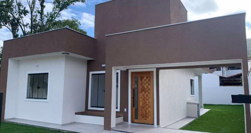 Excelente Casa 3 Quartos (1 suíte) estilo moderna em condomínio fechado Itaipuaçu