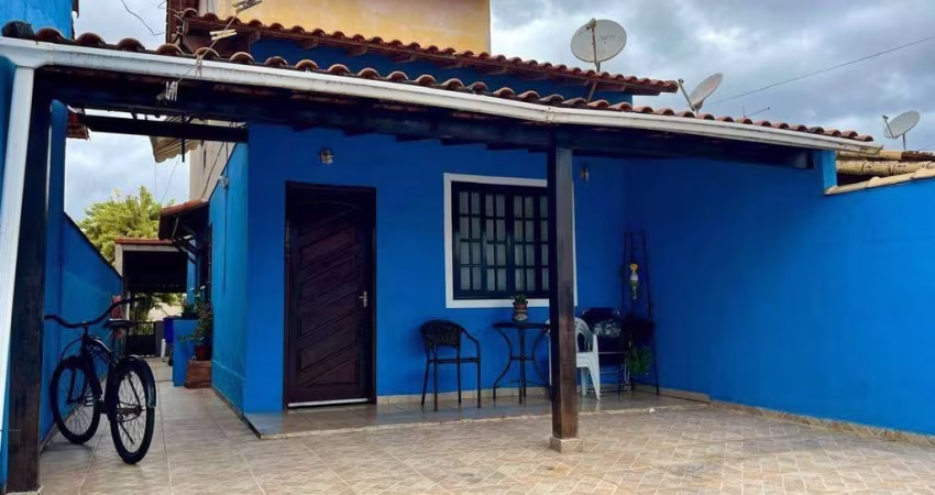 Casa com 3 Quartos (1 suíte) no Jd. Atlântico Central prox. a praia em Itaipuaçu