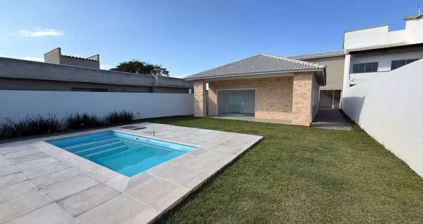 Excelente casa c/ 3 quartos à venda, 200 m² por r$ 780.000 - jardim atlântico leste (itaipuaçu) - maricá/rj