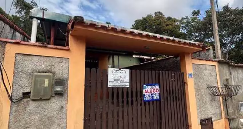 Casa com 3 quartos para alugar na Rua Dilca de Abreu Rangel, Flamengo, Maricá