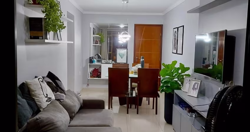 Ótimo Apto de 02 quartos