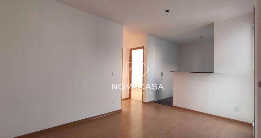 Apartamento com 2 dormitórios para alugar, 44 m² por R$ 1.530/mês - Chácaras Del Rey - Santa Luzia/MG