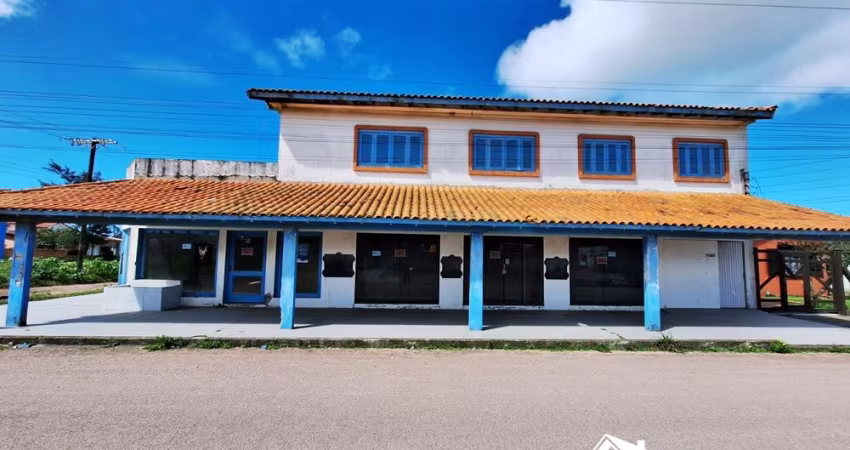 Prédio Comercial em Rua Asfaltada no Centro de Cidreira/RS