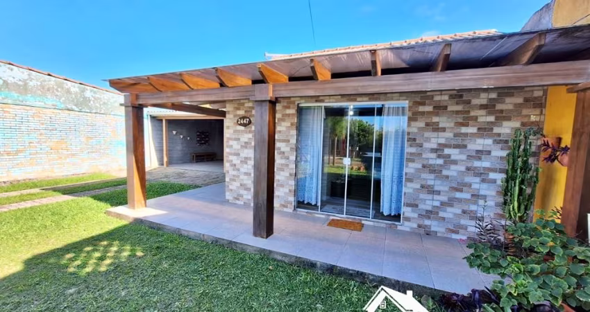 Belíssima Residência com Anexo no Centro da Praia de Cidreira/RS