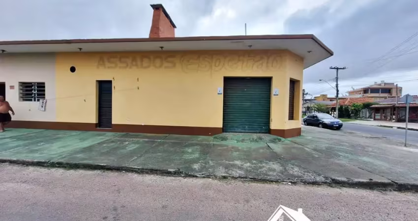 Loja comercial e 2 apartamentos no centro de cidreira/rs