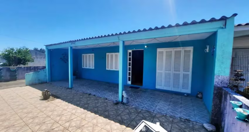 Linda casa com 3 dormitórios e ótima localização na praia de cidreira/rs