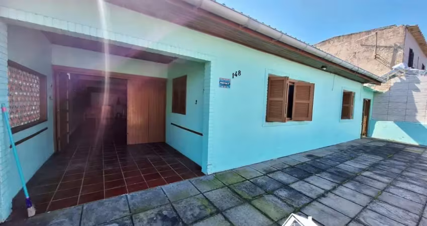 Casa ampla com vista para o mar no centro da praia de cidreira/rs