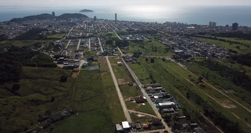 Lotes prontos para construir: 550m² a 600m² com pagamento facilitado!