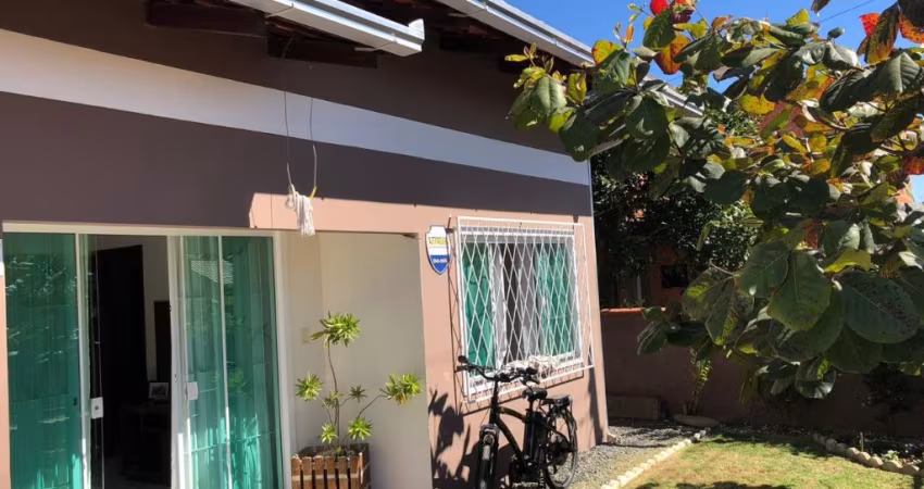 Casa mobiliada em Barra Velha! Conforto e segurança perto do mar!