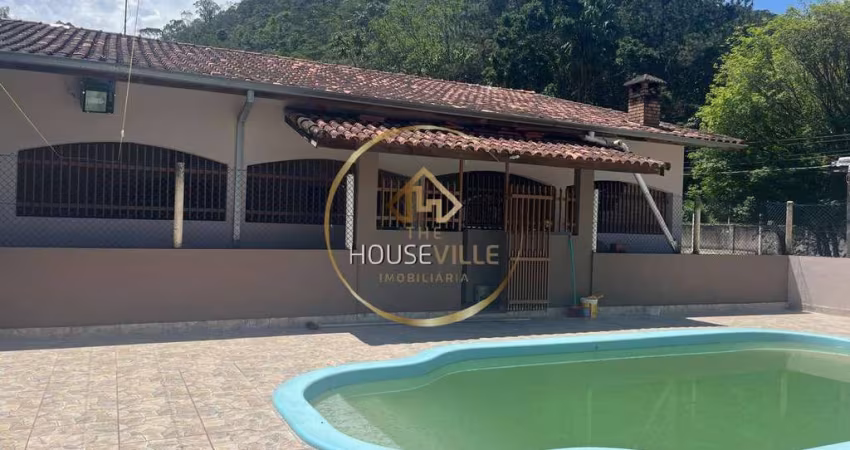 Linda Chácara, 4 Dormitórios, piscina, Zona Norte, São José dos Campos.