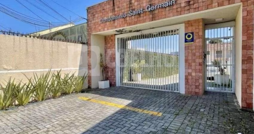Sobrado semimobiliado à venda 3 quartos 2 vagas Condomínio Saint Germain Bairro Cruzeiro São José dos Pinhais