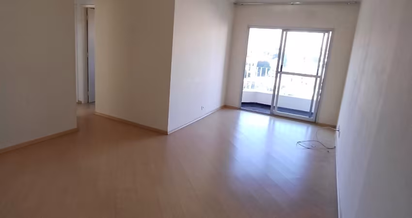 Belo apartamento de 65m² com 03 quartos,  01 WC, rua itapura