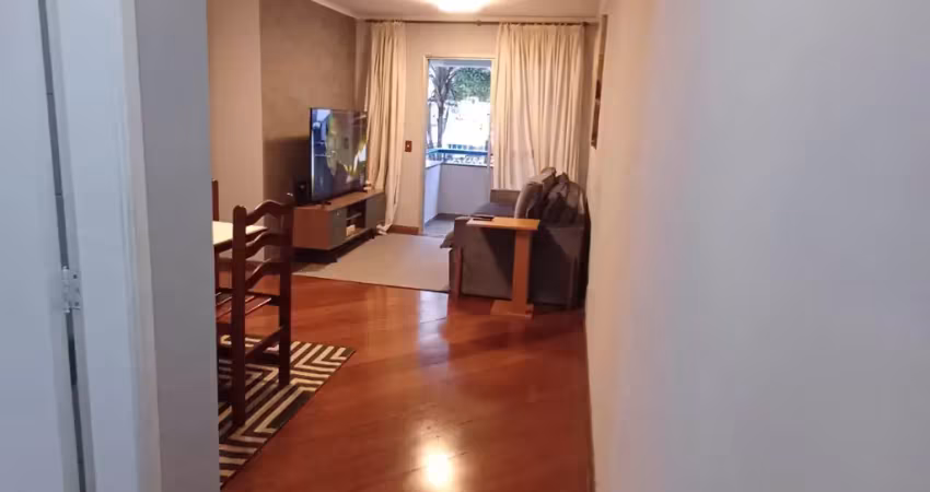Apartamento de 90m², com 03 quartos ( 01 suite), escritório, 02 vagas fixas e paralelas,  rua vilela