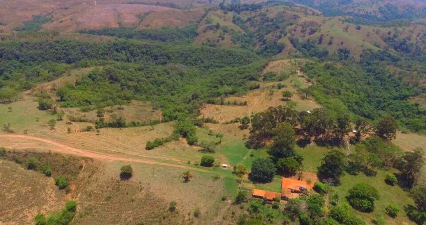 Fazenda  Venda Patos de Minas/MG  com 273 hectares, montada pra gado